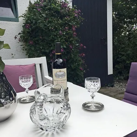 Apartment Hof Alt Nyhoern *